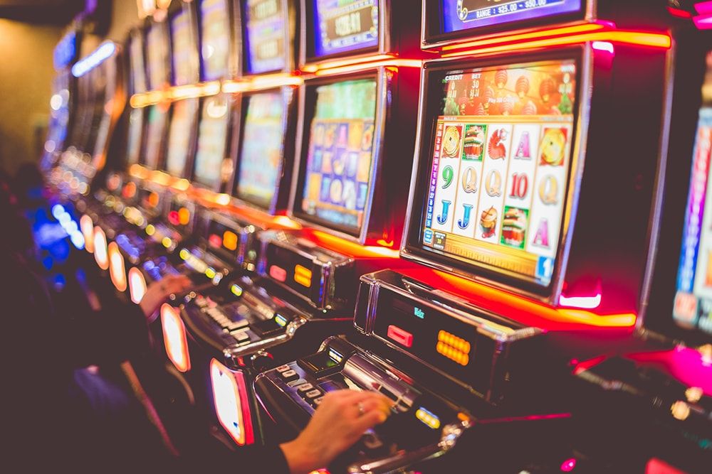Игорный бизнес: В Украине планируют разрешить казино в 5-звездочных отелях и игровые автоматы в 3-звездочных « Новости | Мобильная версия | Цензор.НЕТ
